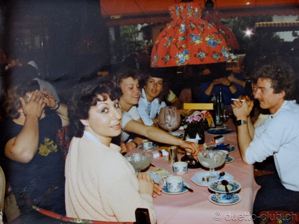 1982-fallschirmspringen-im-tessin-09.jpg